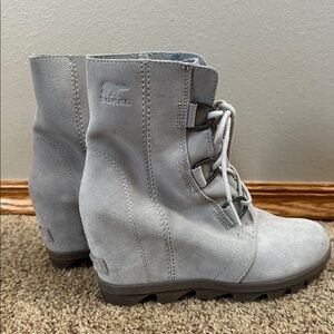 Sorel Light Gray Suede Ankle Wedges